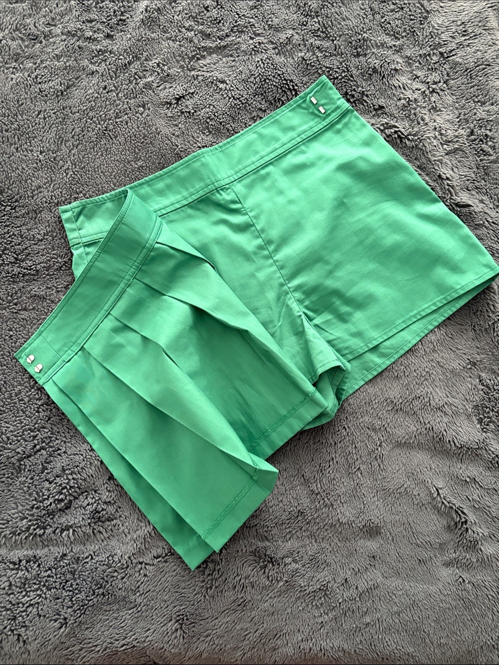 Aritzia, Sun.deh- Women’s Pleated Green Tennis Skort - Classic Active Skirt